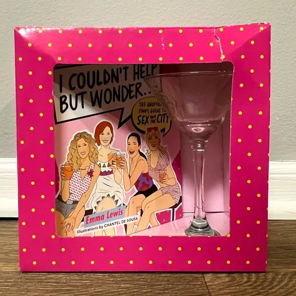 *SALE* Sex and the City box set - Picture 1 of 3